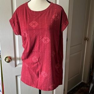 Cute Lularoe top! Ready for your summer adventures!